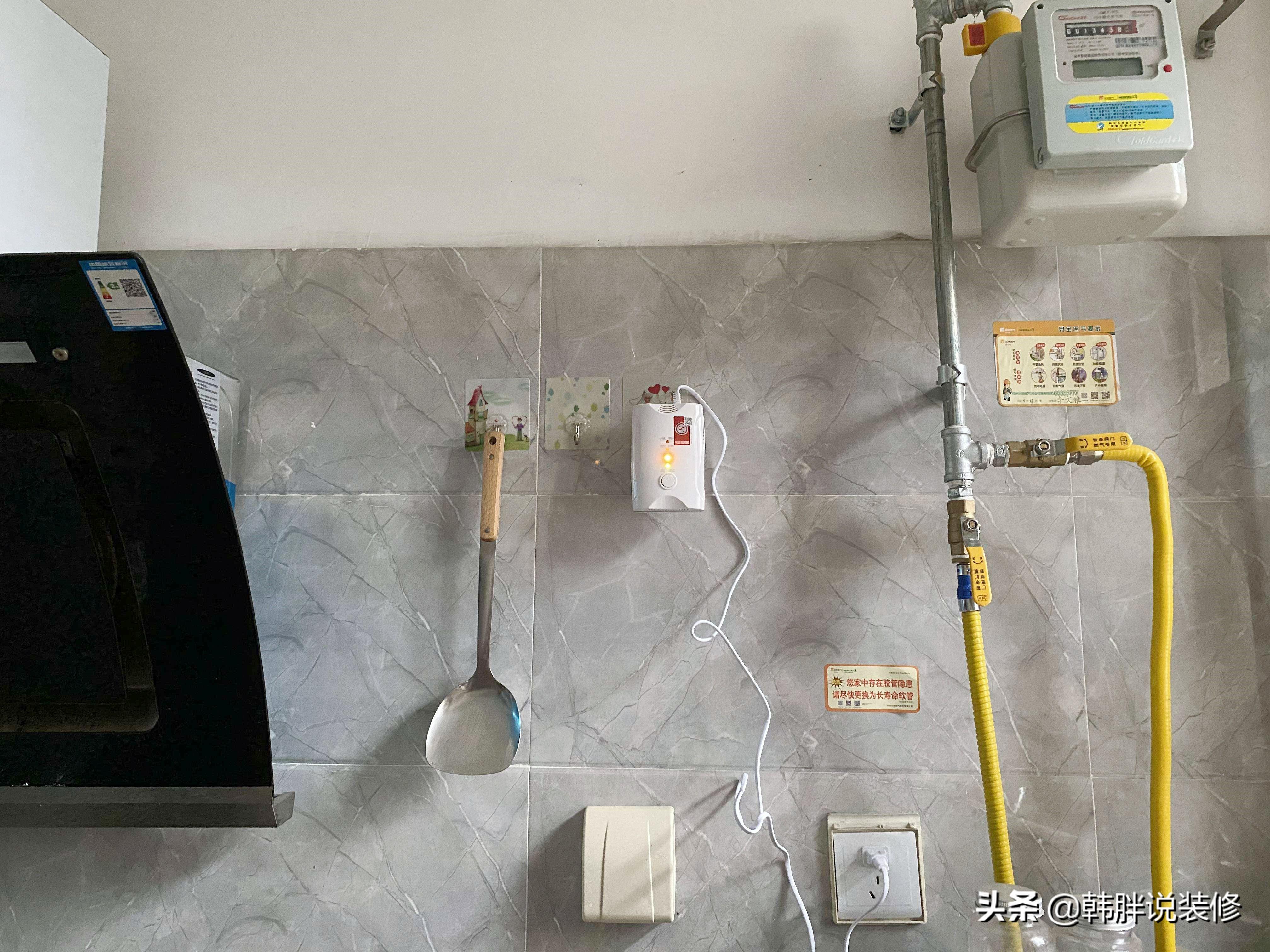 燃氣報警器裝燃氣報警器可以不裝門嗎